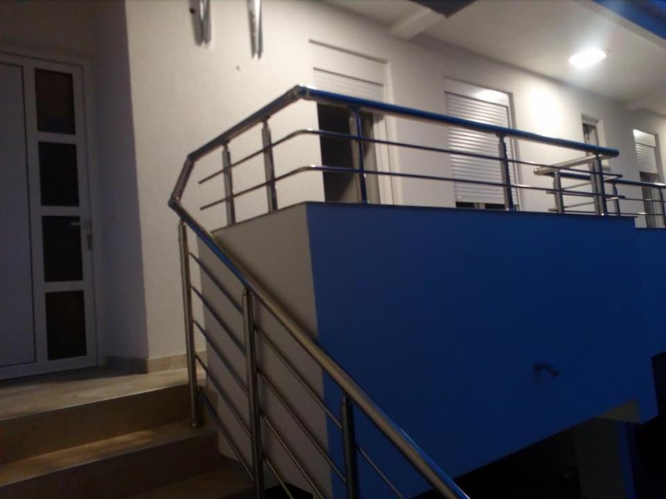 Apartmani M&V 苏托莫雷 外观 照片